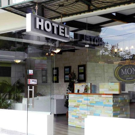 Mon Hotel Boutique Констанса Екстер'єр фото
