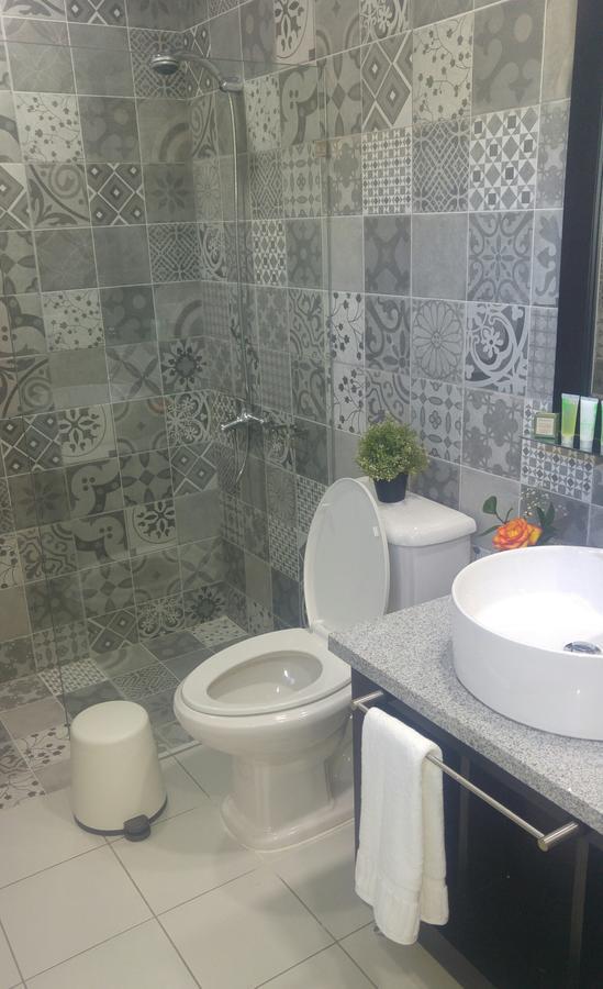 Mon Hotel Boutique Констанса Екстер'єр фото